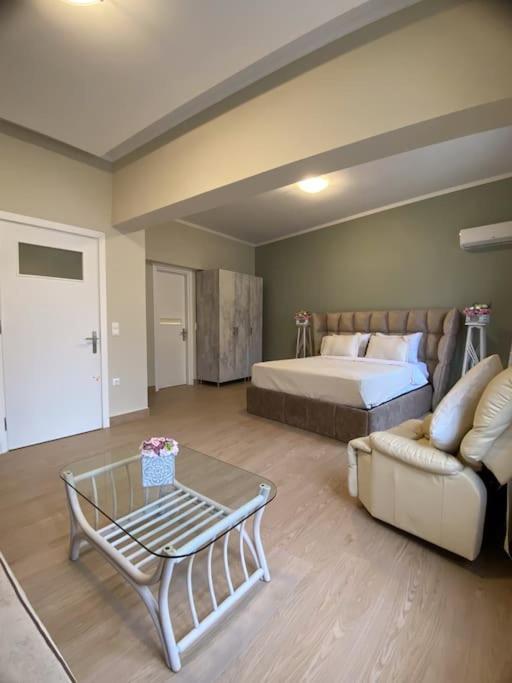 Apartamento Λabirinthia Atenas Exterior foto